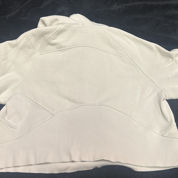 Lululemon Scuba Oversized Cropped Half Zip - Picture 2 of 4